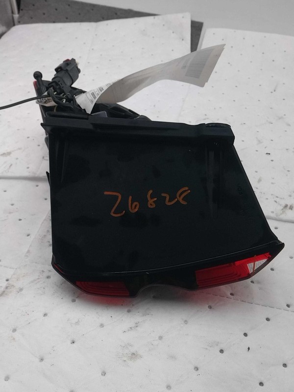 2022 Chrysler Pacifica Left Tail Light Assembly - White - Used - 90000 Miles