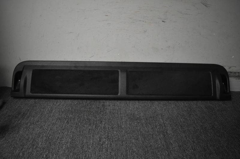 BMW X7 TRUNK LID LOWER