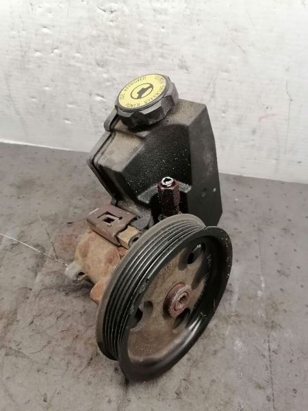 Power Steering Pump Fits 97-06 WRANGLER 748318