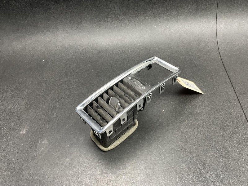 Dashboard Left A/C Heater Vent Grille 2018 Dodge RAM 1500 1WA64DX9AF 2013 - 2020