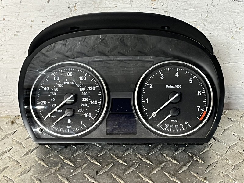 2010 BMW 328I E90 Instrument Panel Cluster Gauge Speedometer Unknown Miles 328 I