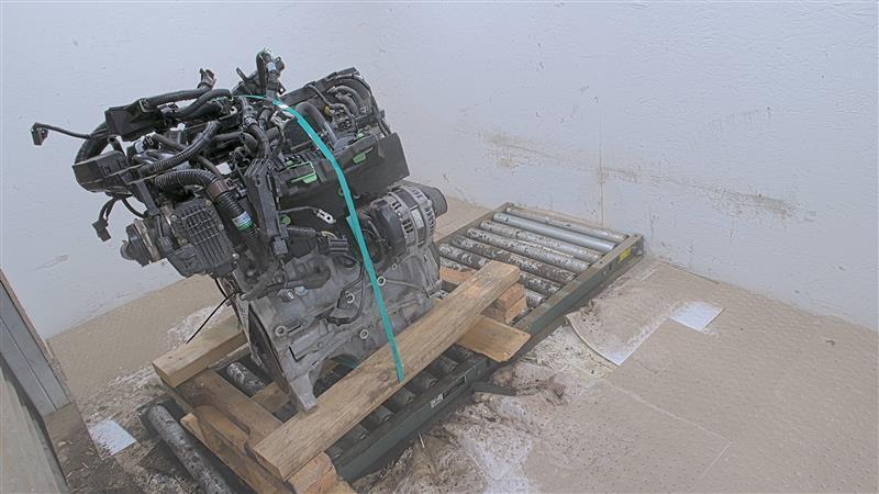 2022 Honda Civic 1.5L Engine Complete Assembly OEM 42K Miles Grey