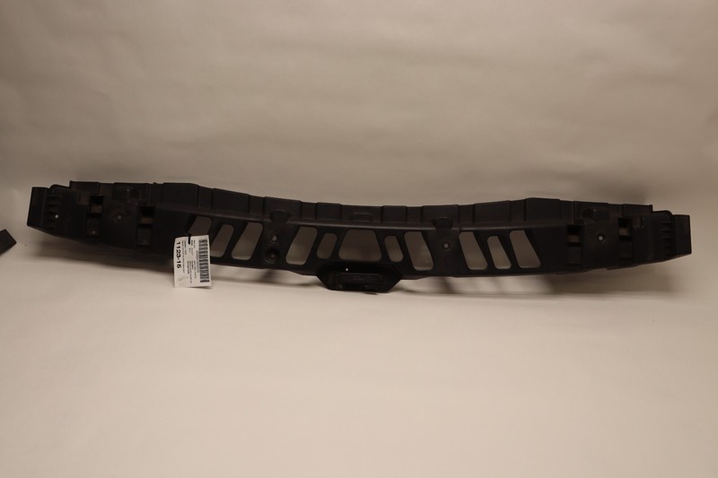 2006-2013 RANGE ROVER SPORT REAR CENTER BUMPER BRACKET SUPPORT MOUNT OEM