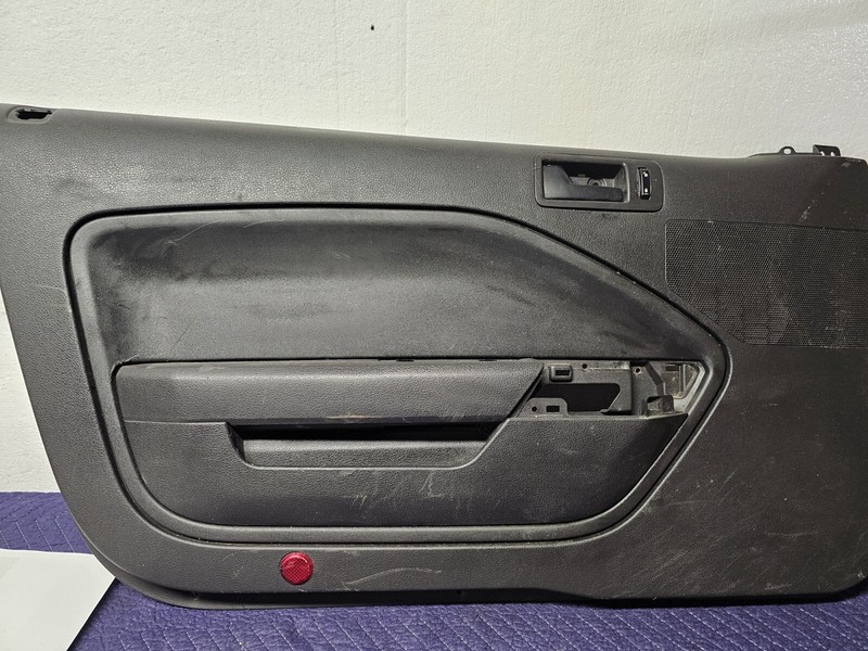 2005-2009 Ford Mustang black left driver interior door panelSee Pics For Condi
