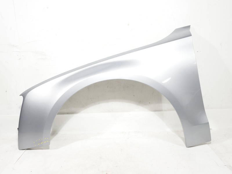 15-18 Audi A8 A8L D4 Front LEFT Driver Side Fender Foil Silver Metallic Z7G OEM