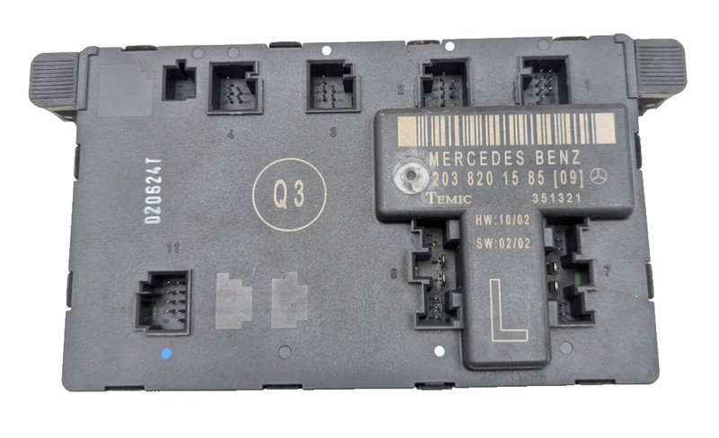 01-07 Mercedes W203 C230 C280 C320 Door Control Module Front Left 2038201585 OEM