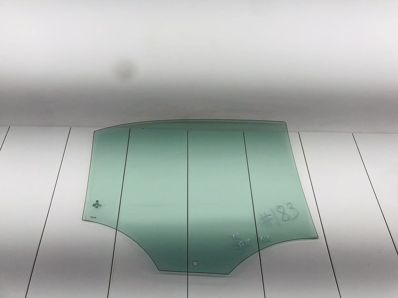 11-18 VOLKSWAGEN JETTA REAR LEFT DRIVER SIDE DOOR WINDOW GLASS OEM #183