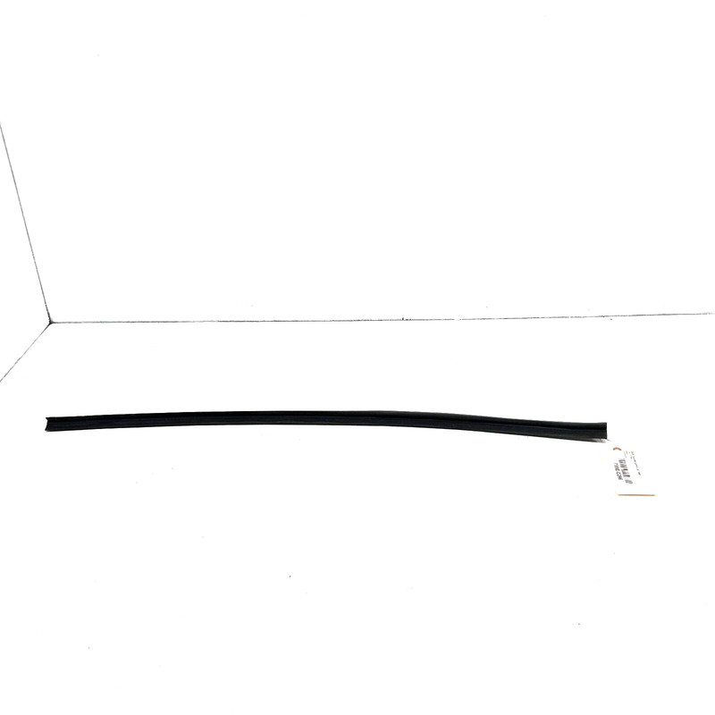 2018-2023 TOYOTA CAMRY FRONT RIGHT OR LEFT SIDE DOOR LOWER WEATHERSTRIP SEAL OEM