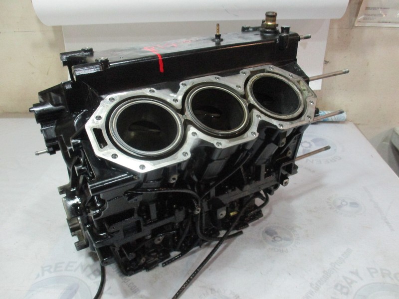 885-9811A50 Mercury Mariner Optimax DFI 200 HP V6 Cylinder Block Crank Case NLA