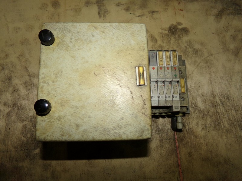 SMC SV1P0-5FU (7) Solenoid Valve Manifold Assembly*FREE SHIPPING*