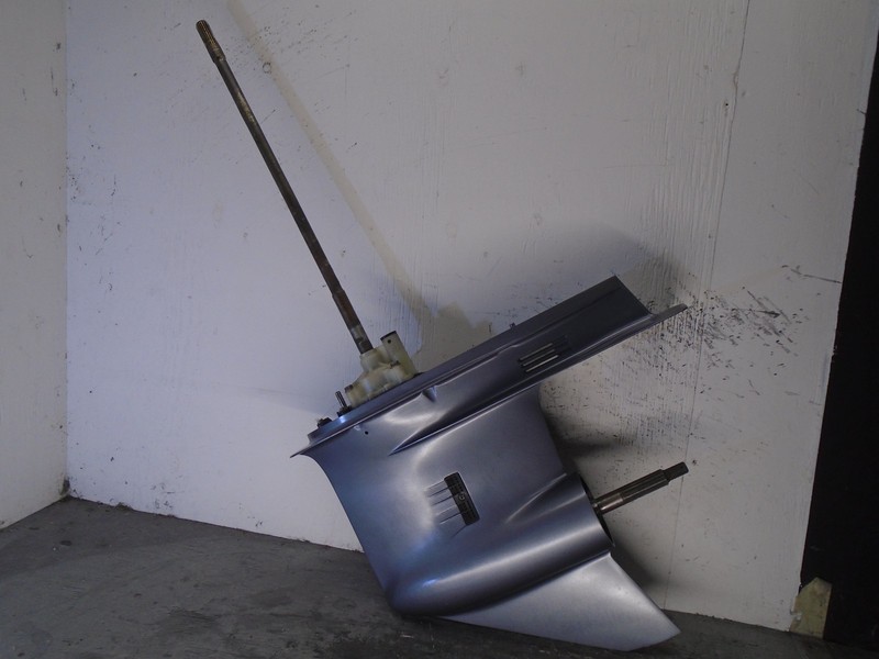 YAMAHA 150-200 hp USED OUTBOARD MOTOR OX66-HPDI-CARB LOWER UNIT 150hp 200hp