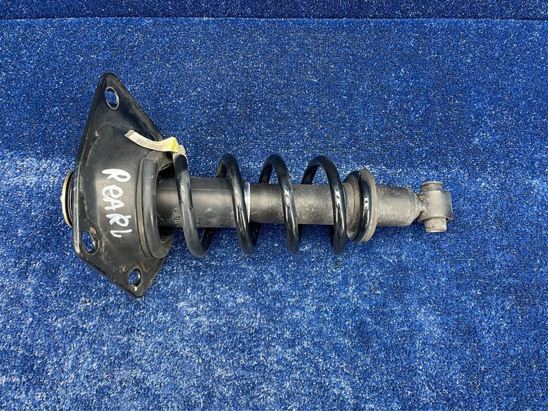 2010–2015 Chevrolet Camaro Rear Left Shock Strut Assembly OEM 92195466