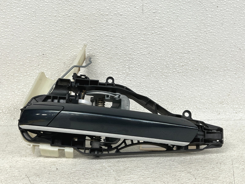 ⭐16-19 BMW 740I 750I FRONT LEFT EXTERIOR DOOR HANDLE COMFORT ACCESS OEM LOT2722