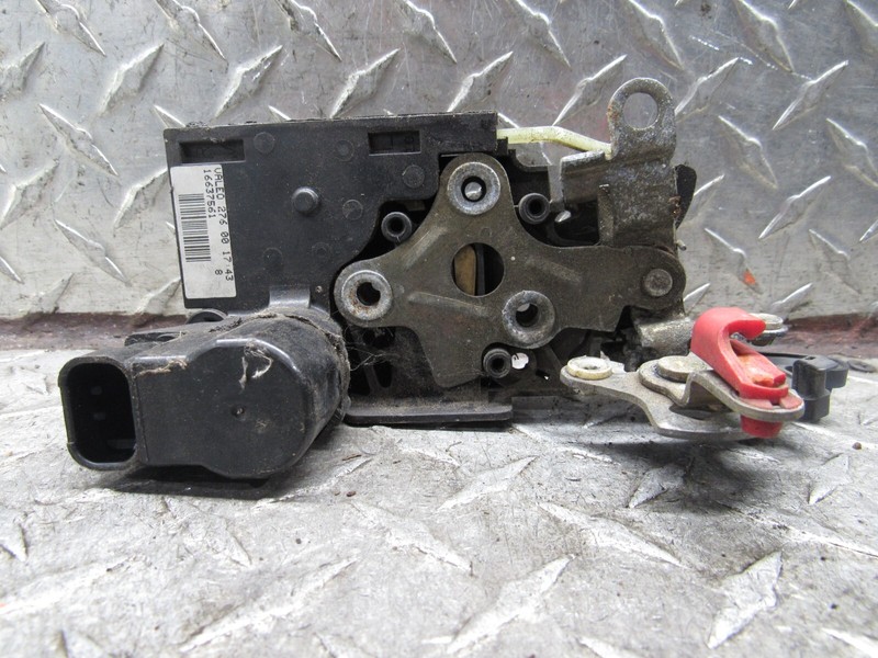 2001 GMC JIMMY S15/ S10 RIGHT PASSENGER REAR DOOR LATCH LOCK ACTUATOR 16637561
