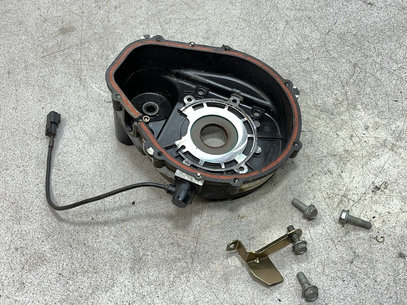 2001 Polaris Genesis 1200 Stator Engine Flywheel Magneto Housing Cover Case