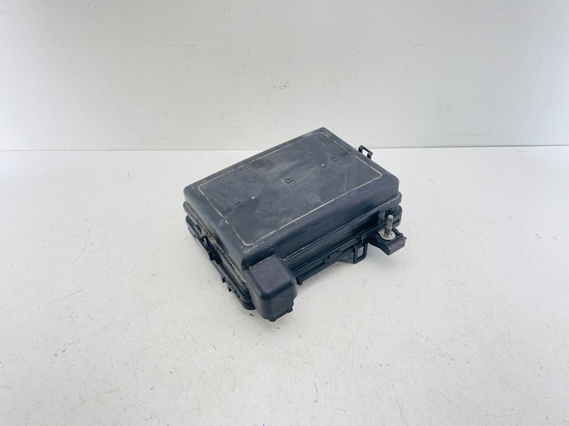 06-10 Pontiac Solstice Fuse Box Kappa OEM 15803933