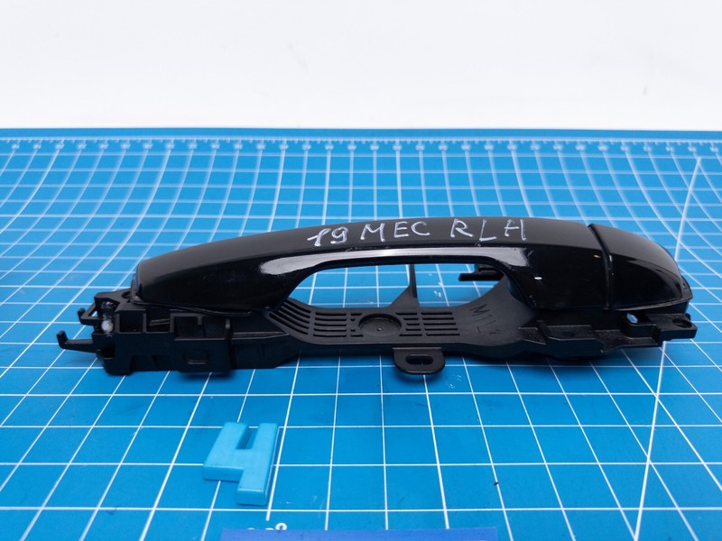 18-23 Mitsubishi Eclipse Cross REAR LEFT EXTERIOR DOOR HANDLE Black X42 OEM