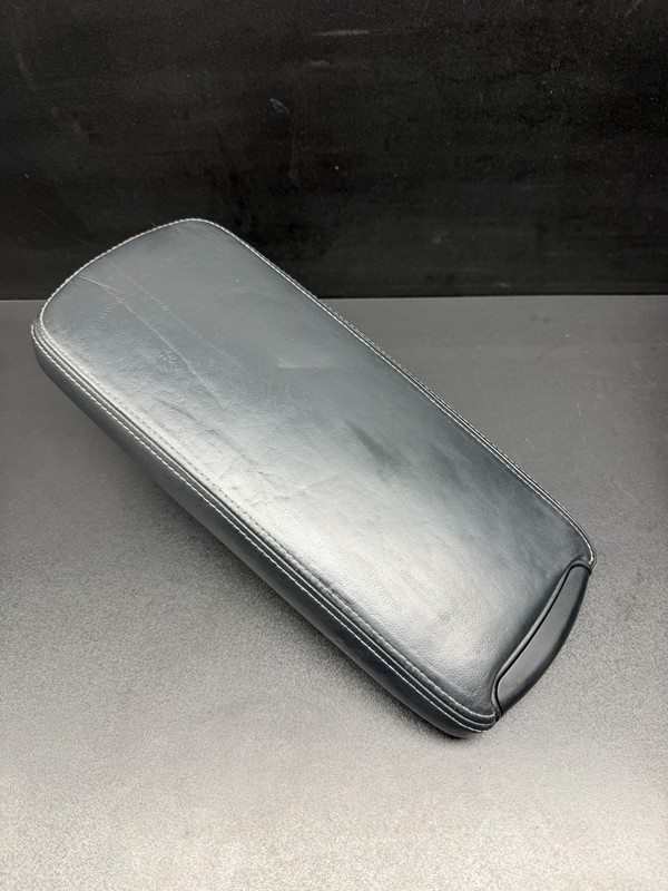 2010 2011 2012 2013 LEXUS IS350 IS250 CONVERTIBLE CONSOLE ARMREST LID COVER OEM