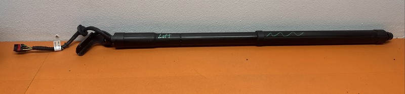 905603JA0A | 13-17 INFINITI JX35 QX60 LEFT REAR TAIL GATE SUPPORT SHOCK OEM LR