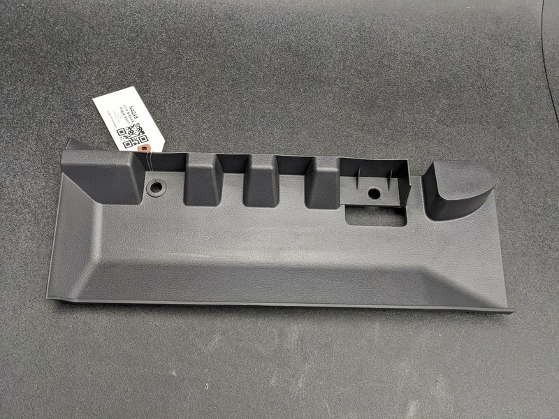 Trunk Floor Right Passenger Trim Panel 2019 Nissan Rogue Sport 84940-6MA0B 17-19