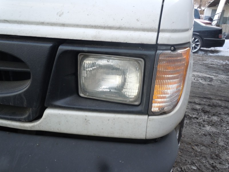 1997-2014 Ford E-250 Halogen Headlight Driver Left LH Sealed Beam