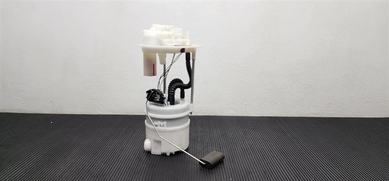 17-22 Jeep Compass Fuel Gas Pump Assembly OEM 68368228AA