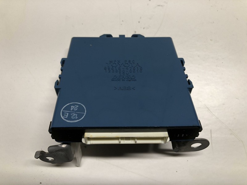 MULTIPLEX NETWORK 04 05 06 Prius Right Dash Thru 10/05 p/n 89111-4703 R198752