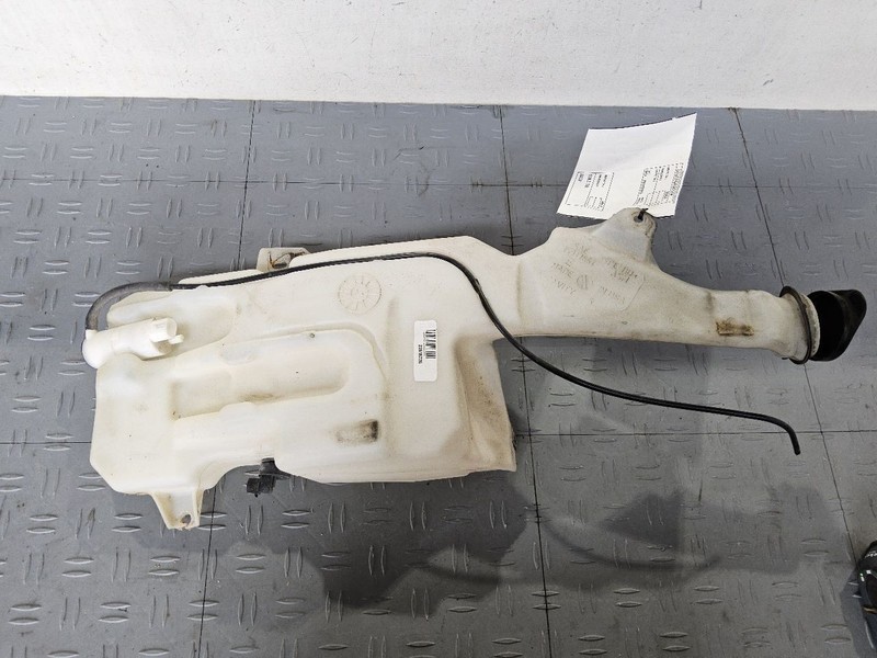 Wash Reservoir Fits 07-13 AVALANCHE 1500 3417601