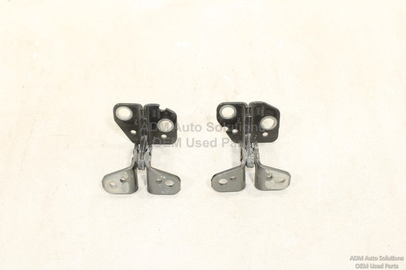 2019-2024 RAM 1500 REAR RIGHT PASSANGER SIDE DOOR HINGE UPPER AND LOWER SET OEM