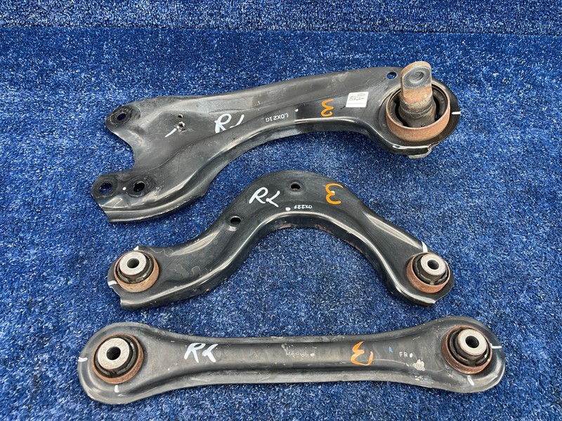 16-21 Honda Civic LX Sedan Rear Left Driver Side Suspension Control Arms Set OEM