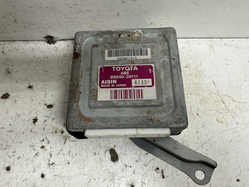1996-2000 Toyota 4 Runner 4x4 ABS Anti Locking Brakes Computer Control Module