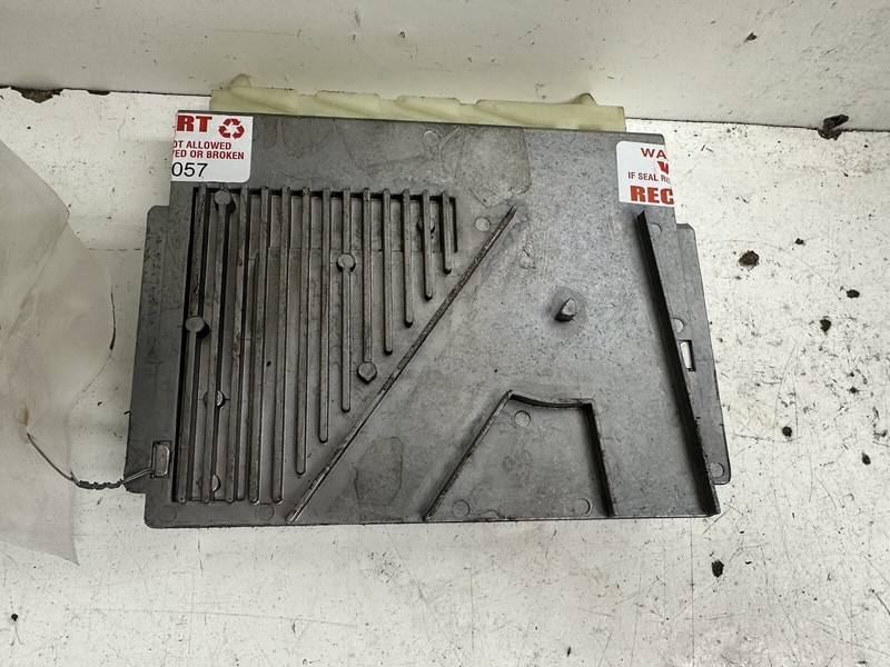 1999-2000 Volvo S80 Transmission Computer Control Module TCU TCM Oem