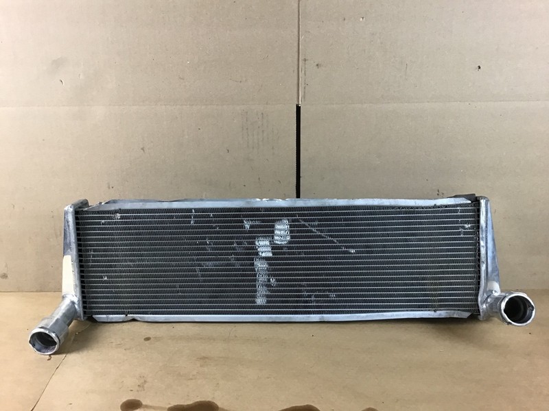Porsche 911 Turbo 2007 3.6L Center Cooling Radiator CSF Custom 05 - 09 :A