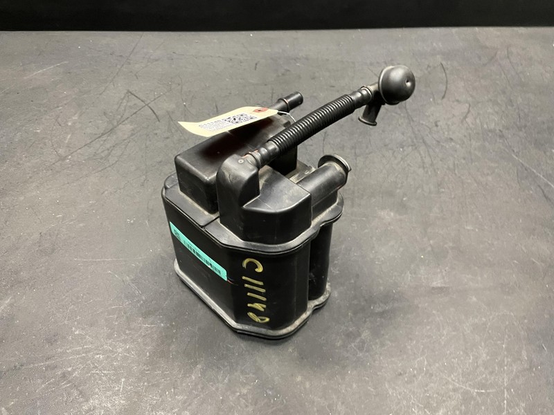 Fuel Vapor Canister 2019 Chevrolet Sonic 42784330 2017 2018 2020