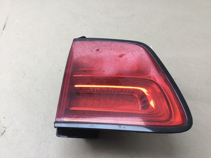 Bentley Bentayga 2019 V8 Rear Left Driver Tail Light Lamp Lid Mounted 16-20 :Y