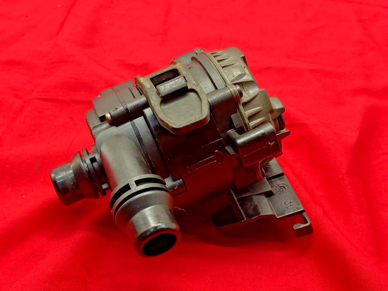 BMW G30 G12 G16 F90 F92 M5 M8 X5M X6M Auxiliary Electric Coolant Water Pump OEM✅