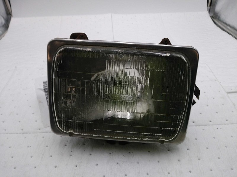 2011 Ford E250 Van Left Headlight Assembly White OEM Used 183K Miles