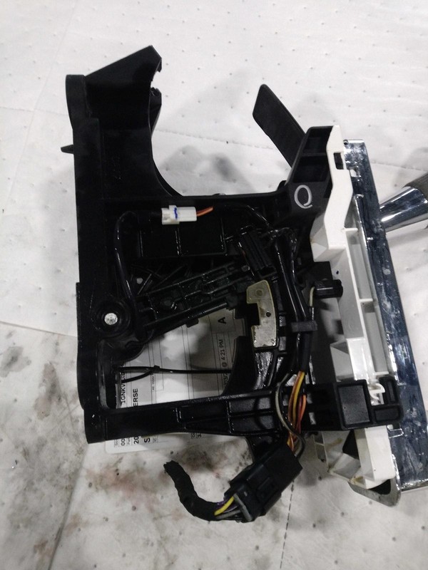 Used Automatic Transmission Shift Lever Assembly fits: 2017 Chevrolet Traverse
