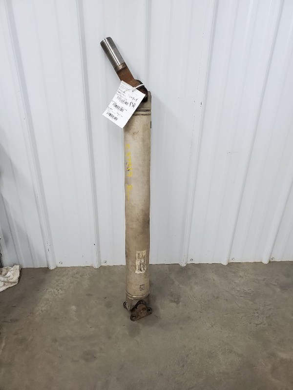Rear Drive Shaft 5.6L 8 Cylinder 4WD Fits 08-12 PATHFINDER 272134