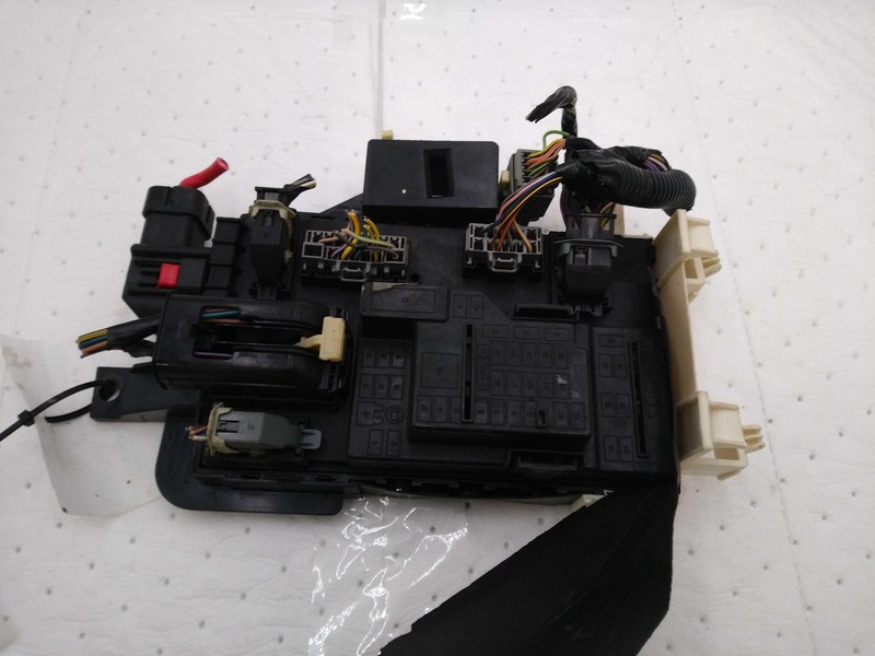 2012-2014 Ford Mustang OEM Used Fuse Box 3.7L Grey 166K Miles NJ25-24177