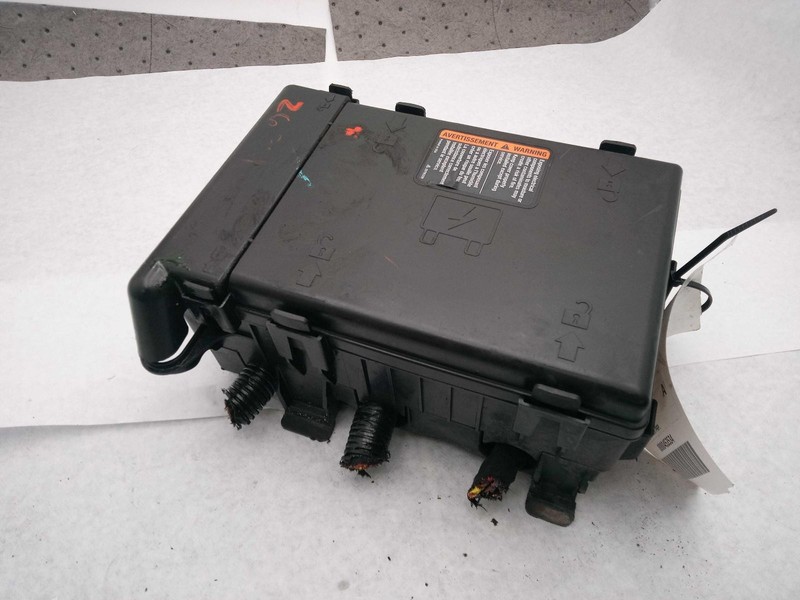 2021 Chevrolet Express 2500 Van Fuse Box OEM 84983380 Used 110K Miles