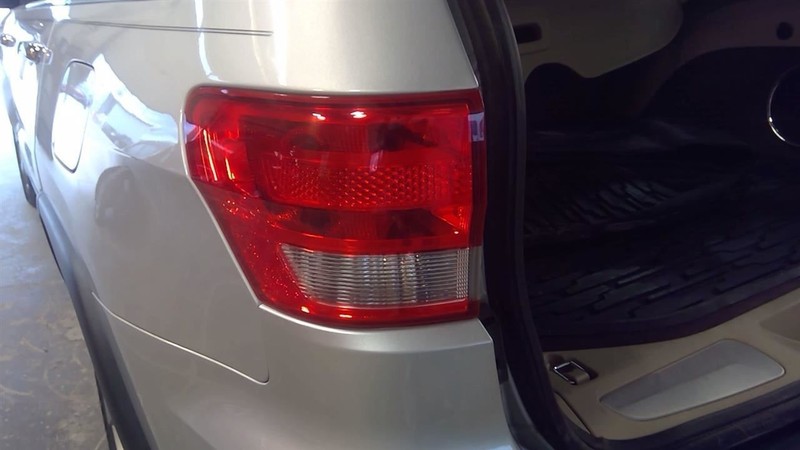 Driver Tail Light Quarter Panel Mounted Fits 11-13 GRAND CHEROKEE 3506517