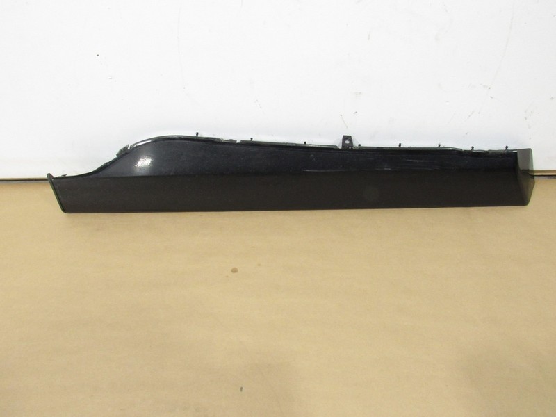 20-23 McLaren GT 2021 Right Passenger Door Rocker Skirt Molding Panel ;@1