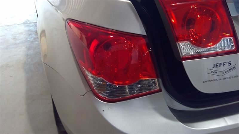 Driver Tail Light VIN P 4th Digit Limited Fits 11-16 CRUZE 3092306