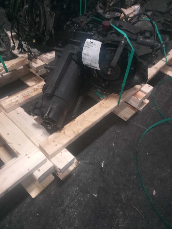 2001 Saturn L Series Automatic Transmission Assembly FWD 190K Miles OEM