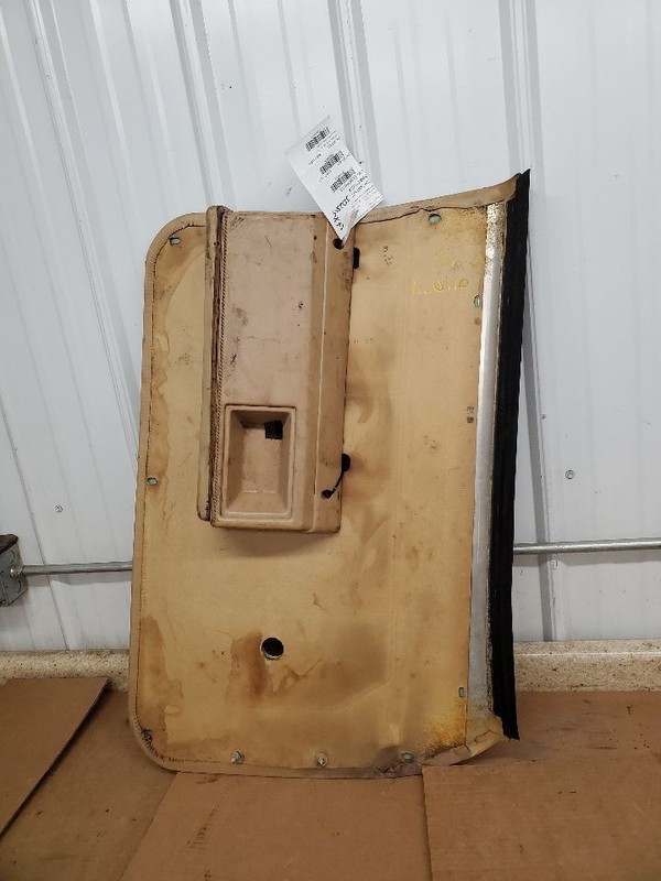 IMPALA1977 Front Door Trim Panel 289101