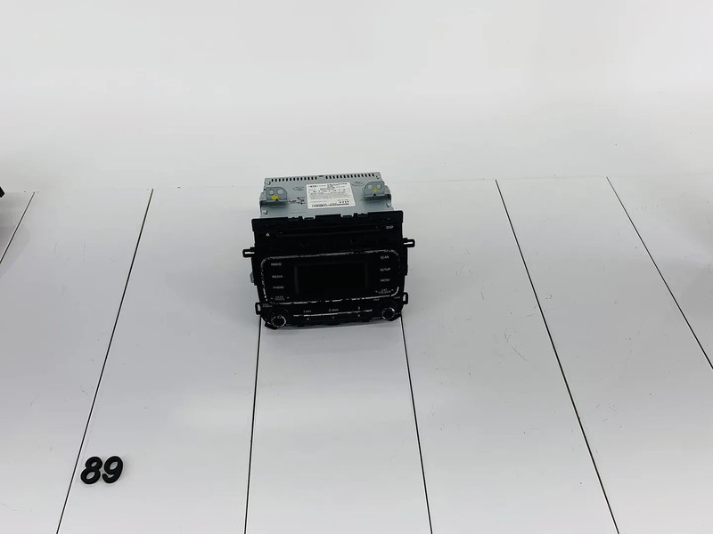 14-16 KIA FORTE CENTER DASH INSTRUMENT PANEL RADIO RECEIVER MODULE OEM