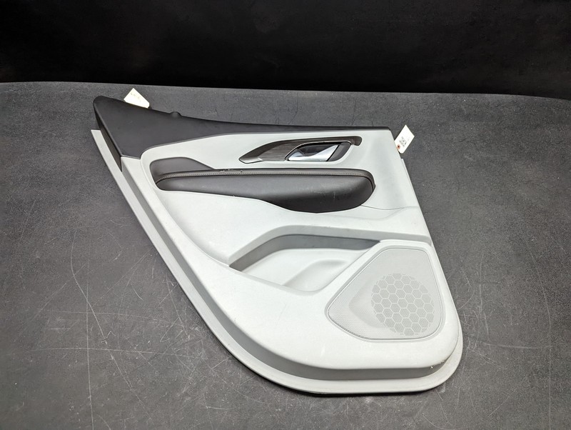 Rear Left Door Trim Panel 2018 GMC Terrain 84428179 2019 2020 2021 X