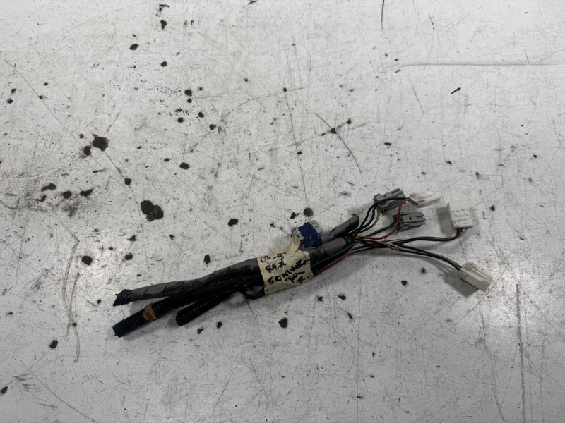 02-04 Acura RSX 5x connectors for a Right Tail Light OEM