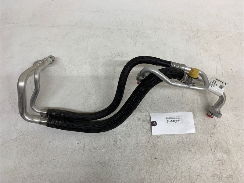 20-22 Tesla Model 3 Ac Line Supermanifold To Compressor 1502020-00-B 44065 S24
